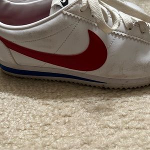 Nike white sneakers size 8